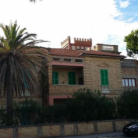 Appartamento Esmeralda Tortoreto Dış mekan fotoğraf